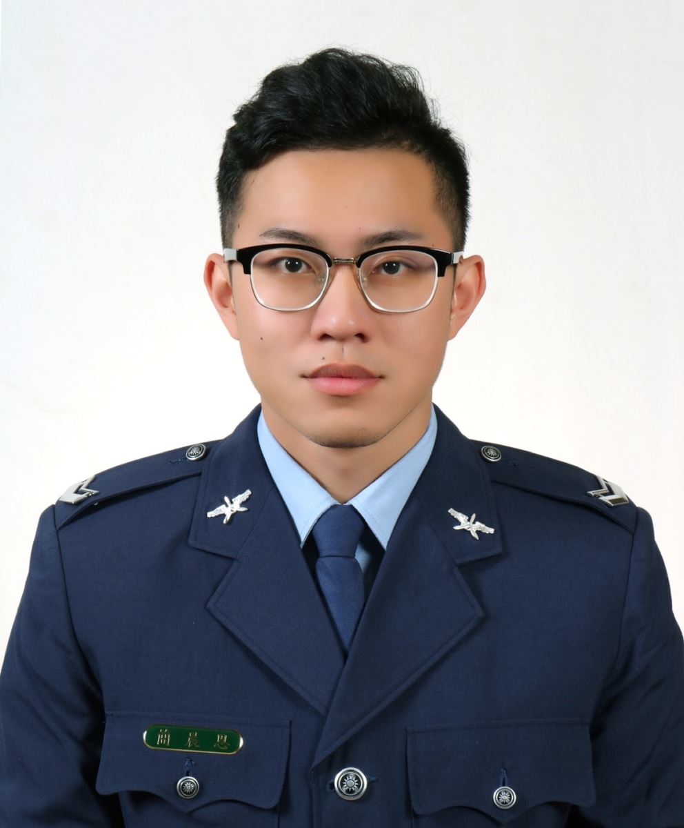 簡晨恩 
